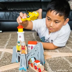 Lighthouse 4-Way Tunnel